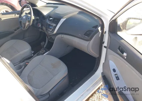 2015 Hyundai Accent Gs z USA, uszkodzony, nr VIN KMHCT5AE0FU20866